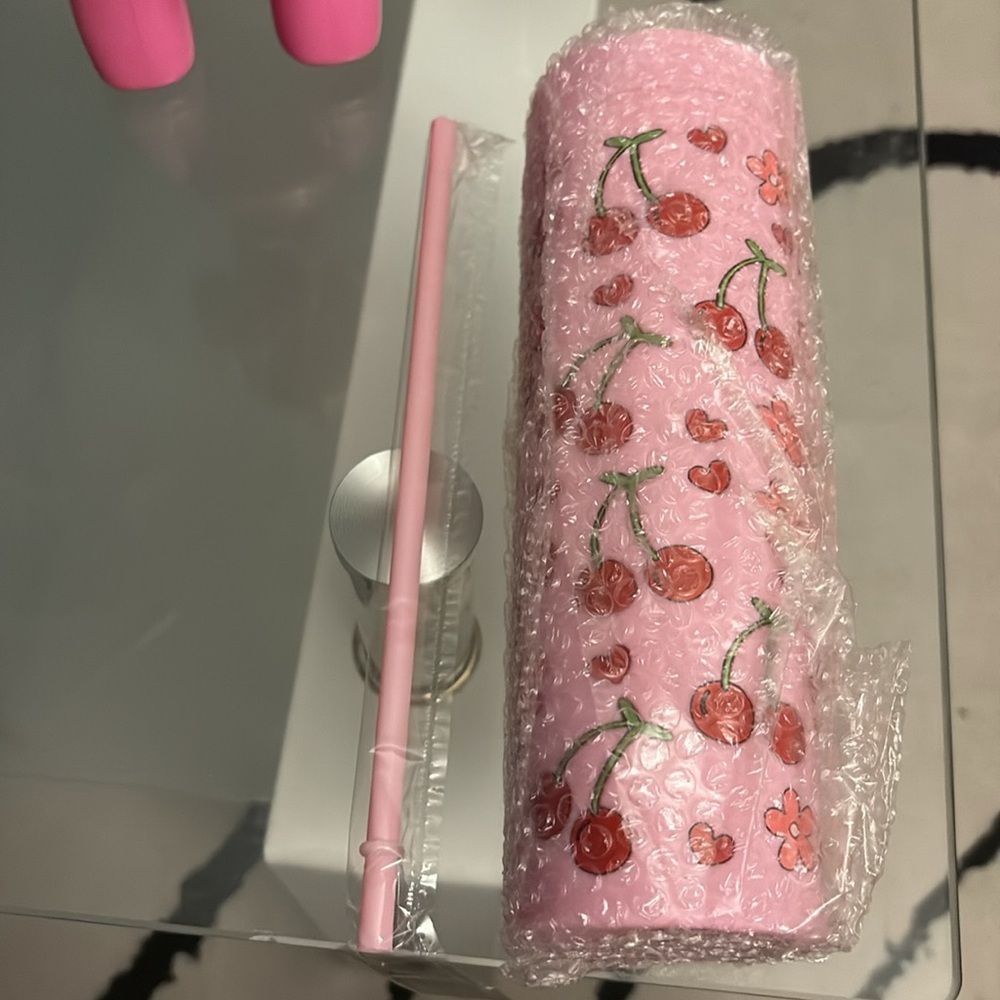 Charming Pink Tumbler with Cherry Motif - Picture 5 of 11